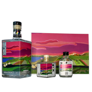 MAD London Dry Gin 'Land' painting by Yasmin Davidson 'Machair Stripes' © Modern Art Distillery 2023